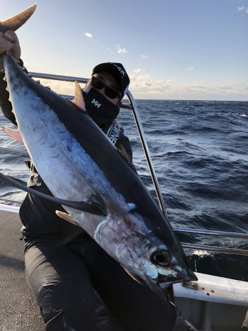 マグロジギング トンジギ について 株式会社オーナーばり 海釣り仕掛け 投げ釣り仕掛け 釣り針 淡水仕掛けなど 釣具全般商品を製造 販売